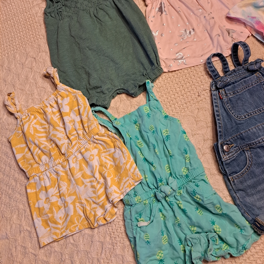 Romper & PJ bundle - Picture 5 of 8